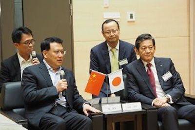 回顾发展历史，畅想科技未来|中国浙江省代表团视察s36沙龙会企业博物馆