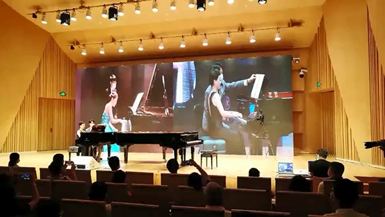活动报道 | “科技助力，跨越时空”，小鹿纯子携手刘明康共享中日音乐盛宴